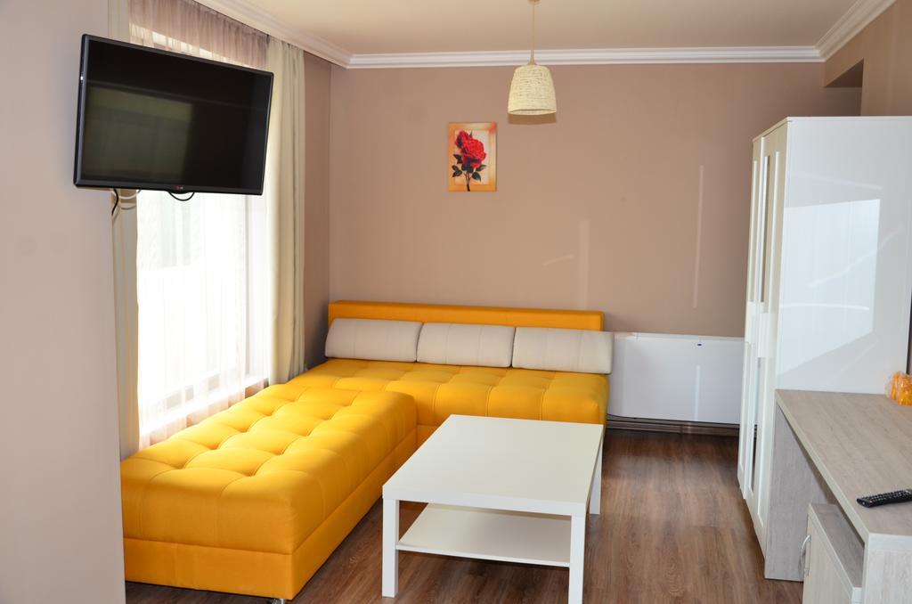 Guesthouse Green Fields Гармен Экстерьер фото